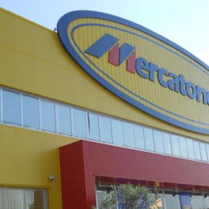 Ex Mercatone Uno, in vendita sette immobili