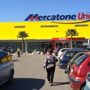 Mercatone Uno, tra perquisizioni e aumento di fatturato
