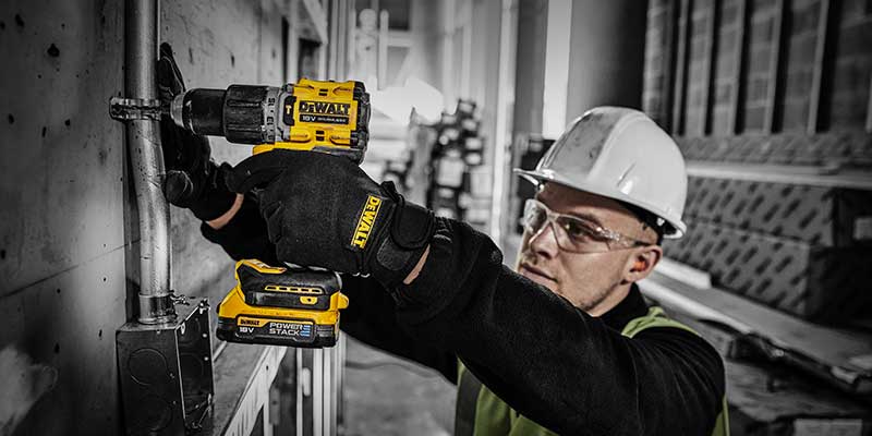 batteria compatta 18V DEWALT POWERSTACK™