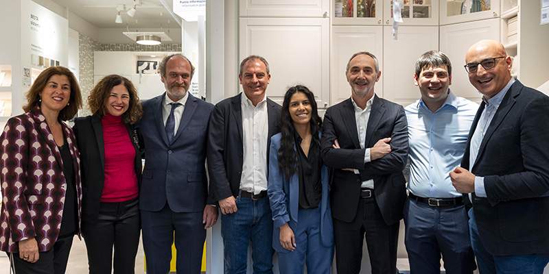 Ikea apre a Como