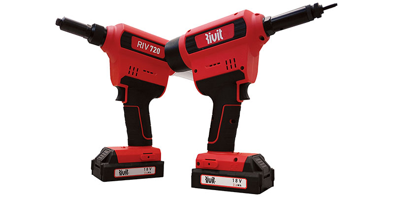 RIVIT-rivettatrici-serie-700